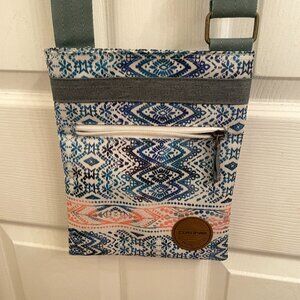 Dakine Jive Crossbody Bag Purse Colorful Woven Boho Canvas Outdoors